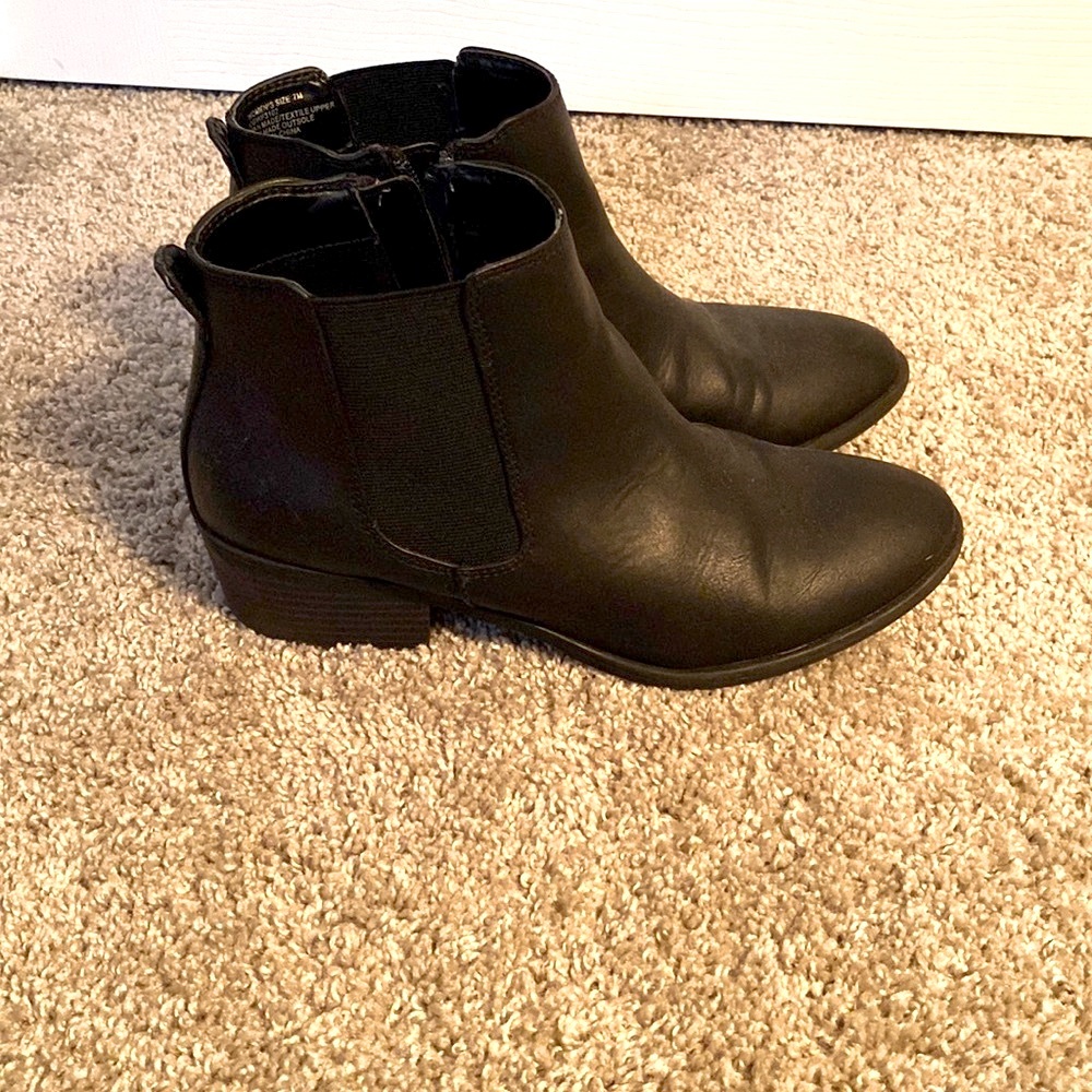 Ankle length combat boots